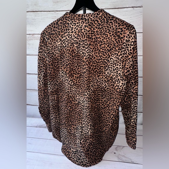 Lands’ End Leopard Print Long Sleeve Blouse - Size M (10-12) - Picture 2 of 7